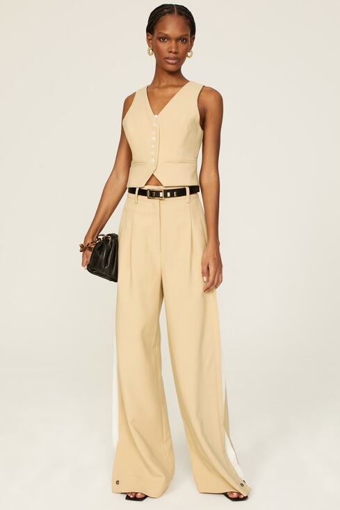 Favorite Daughter Jackets & Blazers - Favorite Daughter Margaret Beige Button Front Sleeveless Crepe Vest Size XS